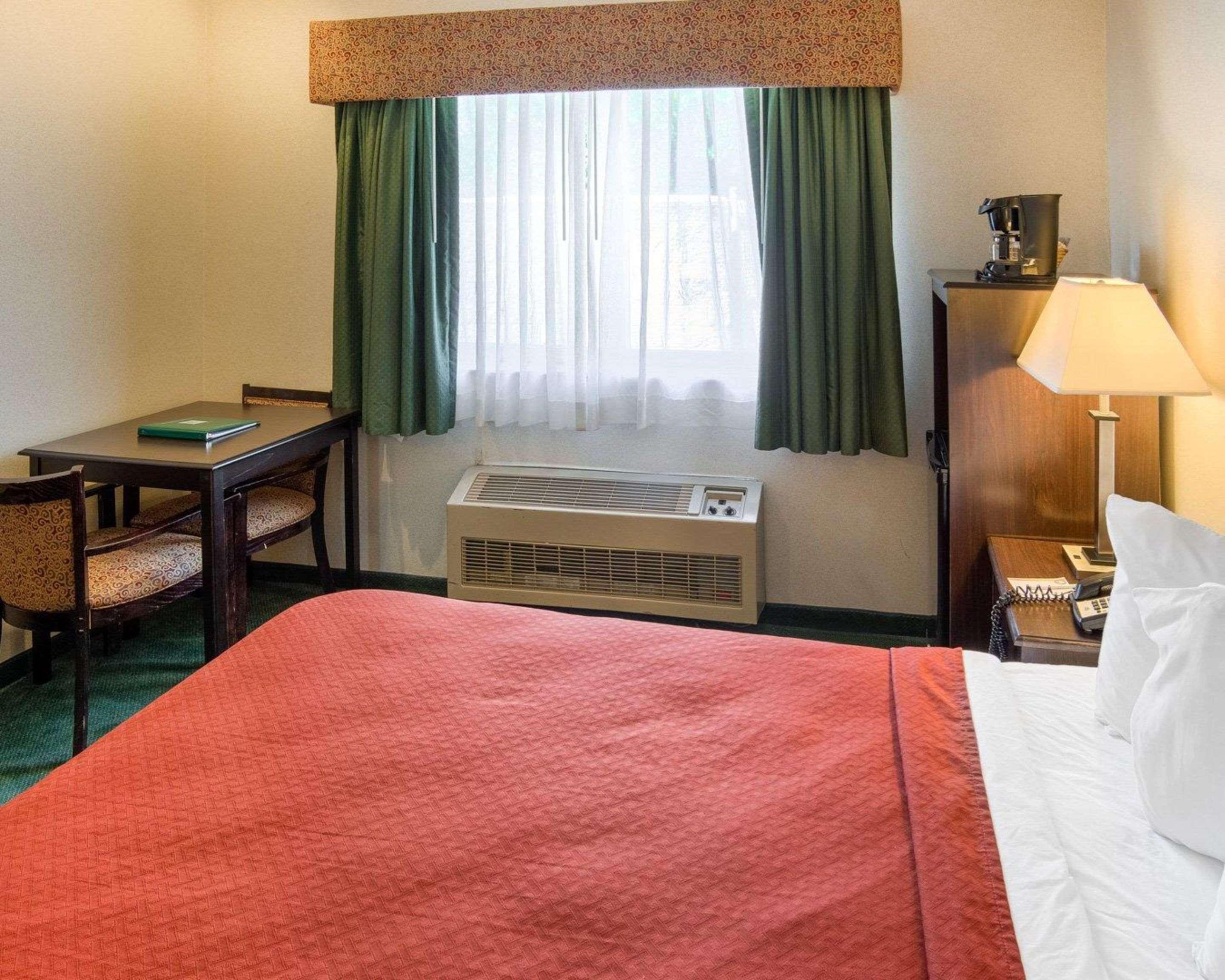 Quality Inn Near Northtown Mall & National Sports Center Coon Rapids Exteriör bild