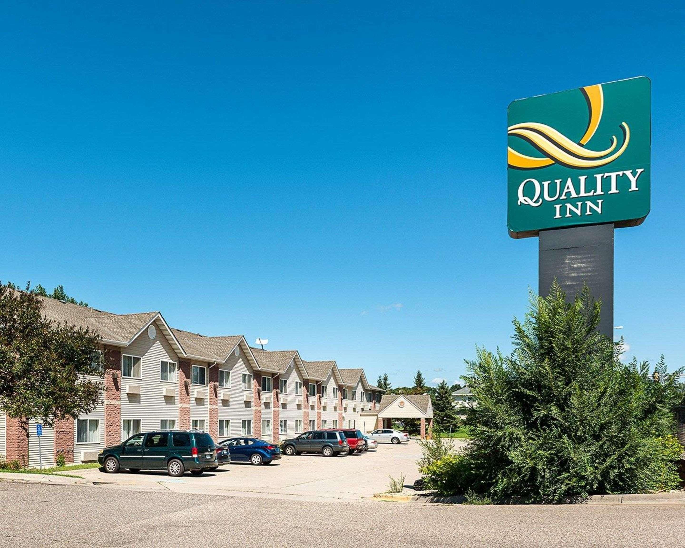 Quality Inn Near Northtown Mall & National Sports Center Coon Rapids Exteriör bild