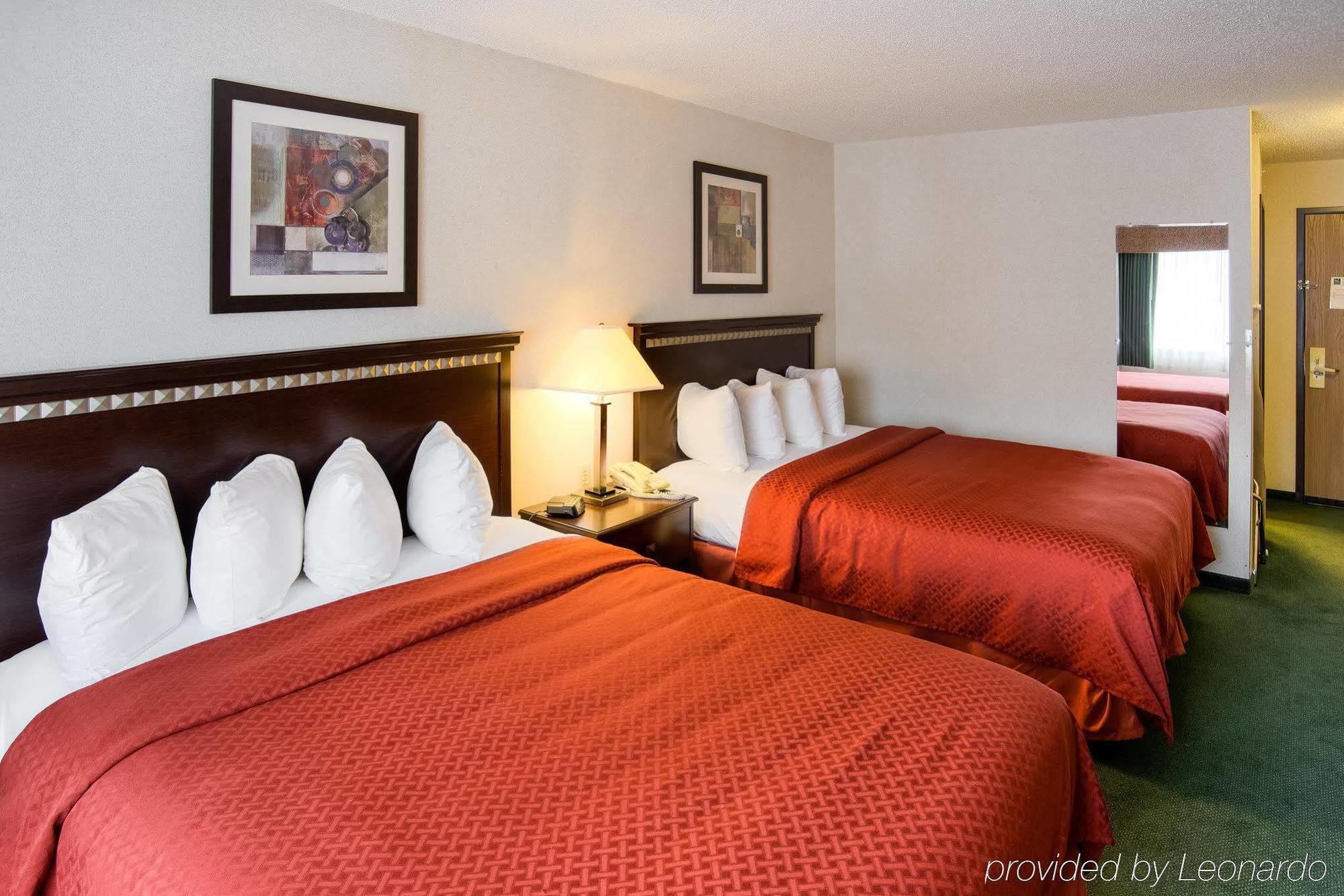 Quality Inn Near Northtown Mall & National Sports Center Coon Rapids Exteriör bild